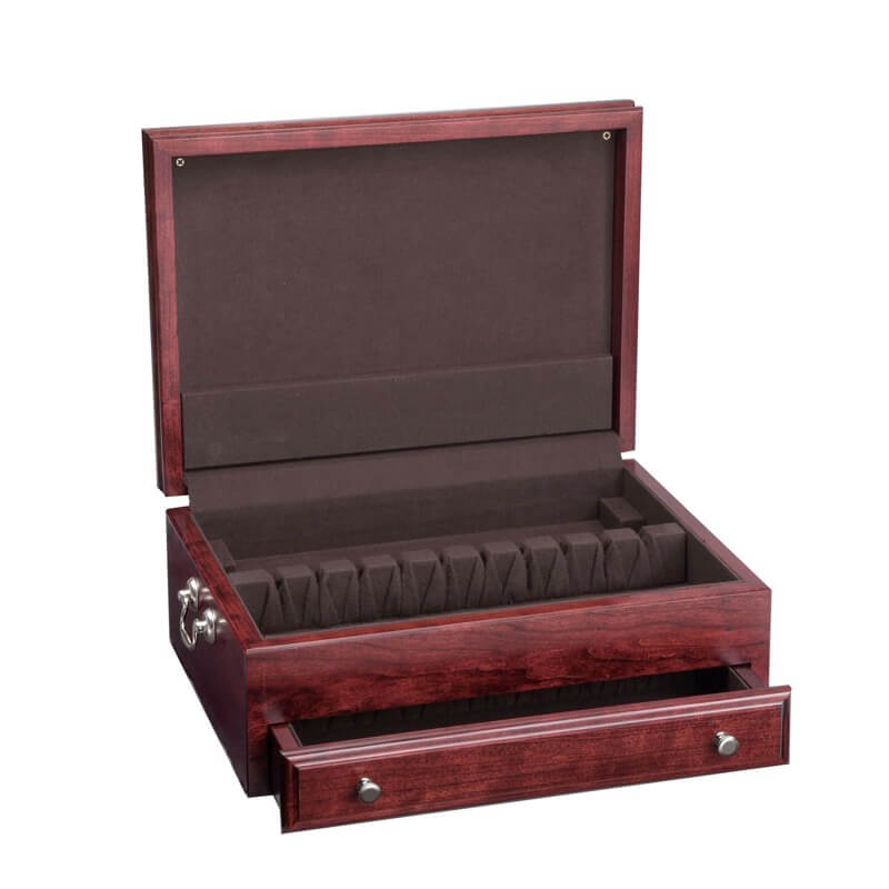 Madison Chest