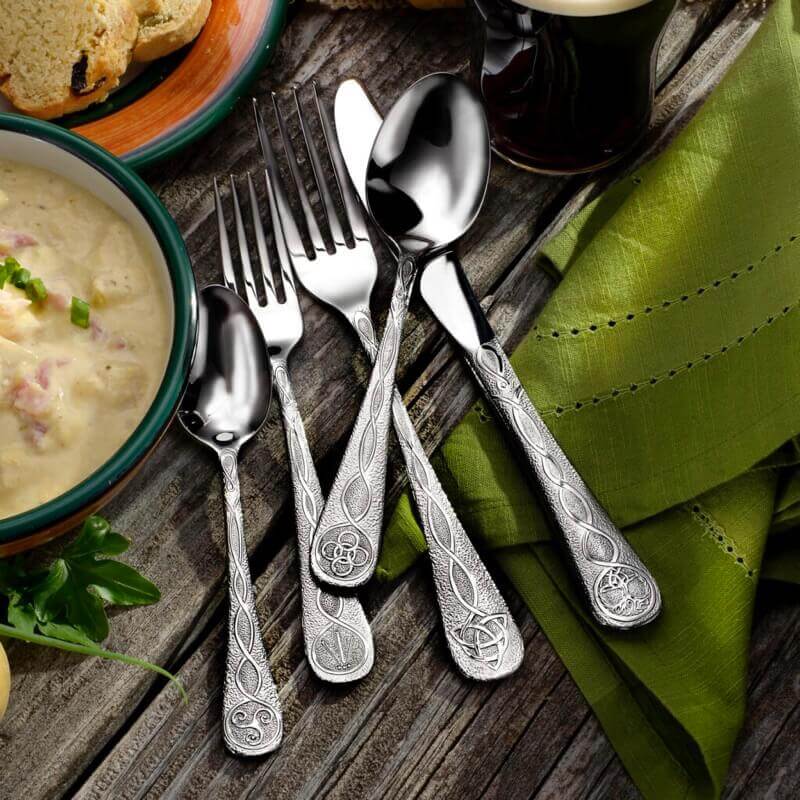 Celtic - 65 Piece Set Service for 12 (Includes 5 Piece Service Set)