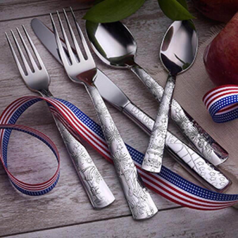 Celebrate American Liberty - 125 Piece Super Set With Chest