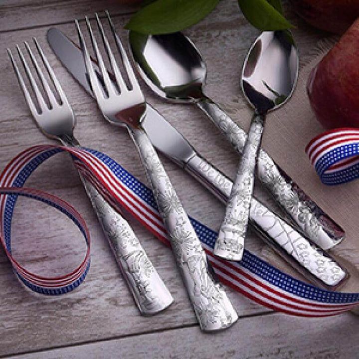 Celebrate American Liberty - 125 Piece Super Set With Chest