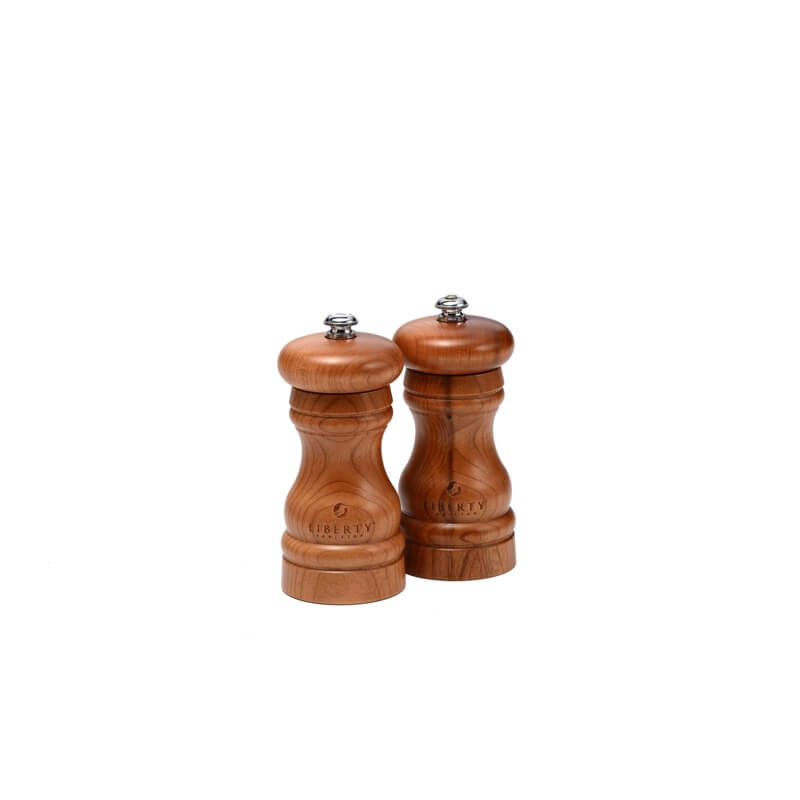 Small 4" Salt and Pepper Set