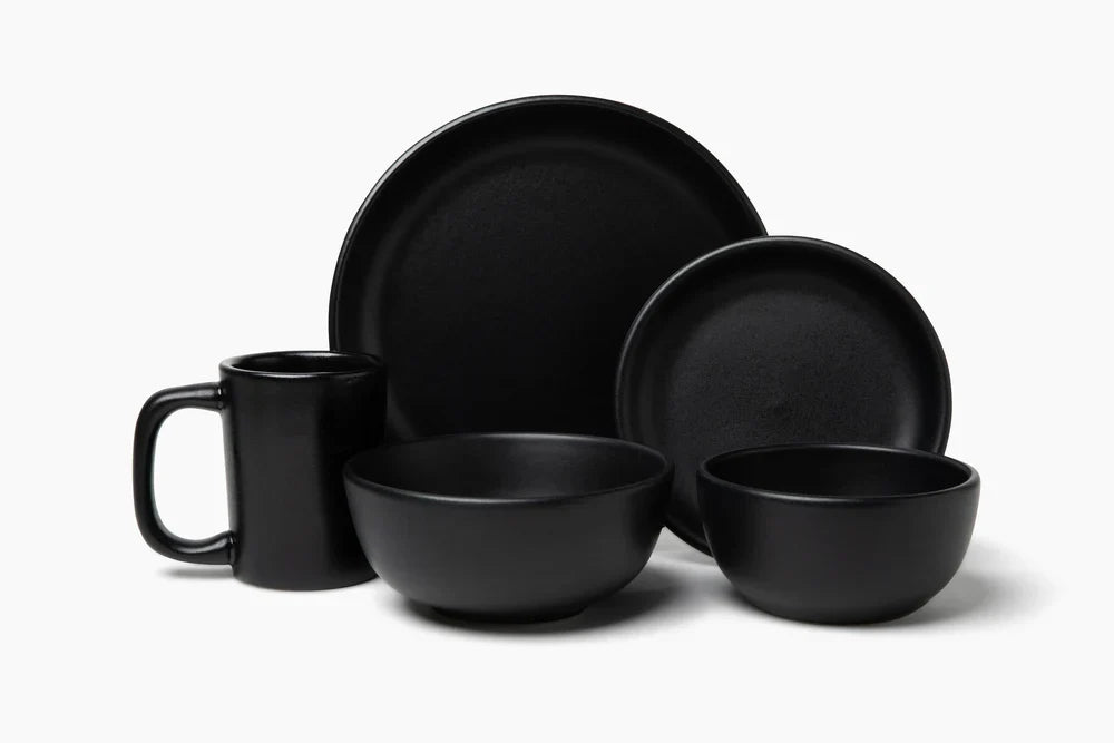 4 Piece Place Setting Studio Coupe Matte Black